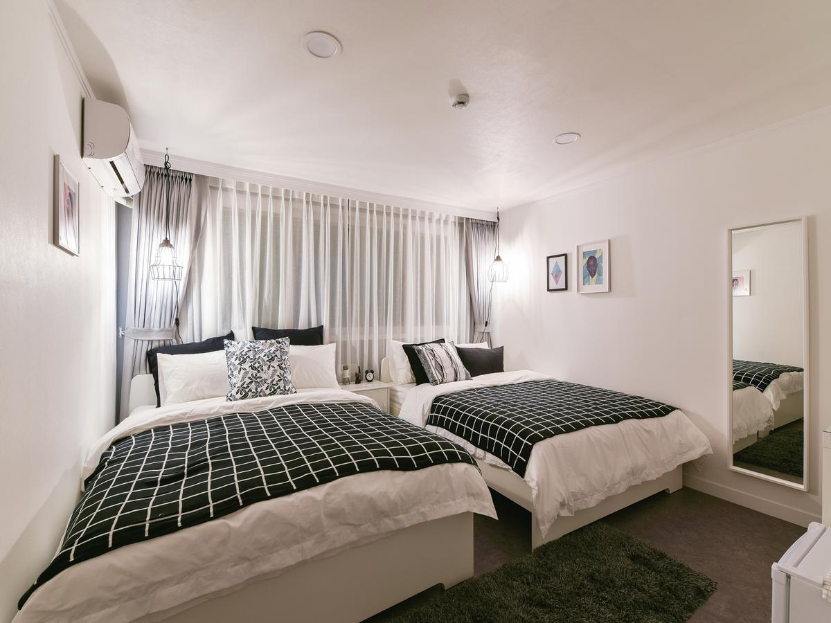Mono House Hongdae 5 Hotel Seoul Ngoại thất bức ảnh