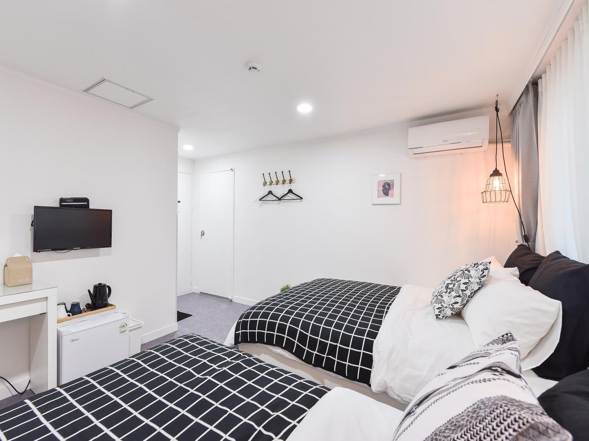 Mono House Hongdae 5 Hotel Seoul Ngoại thất bức ảnh